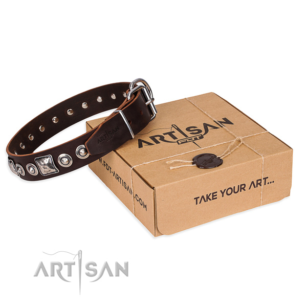 Natural genuine leather dog collar made of best quality material with durable D-ring